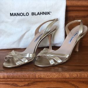 Gold Manolo Blahnik Heels. Size 41 (US 11)